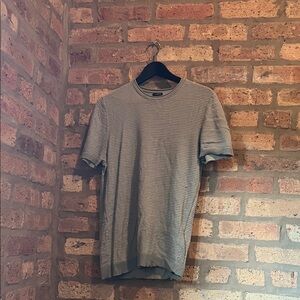 Abercrombie & Fitch Men's Green Striped Tee